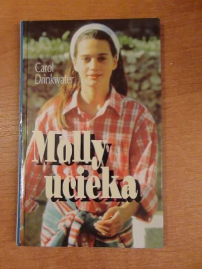 Molly ucieka