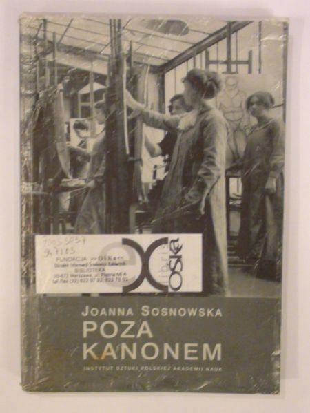 Poza kanonem