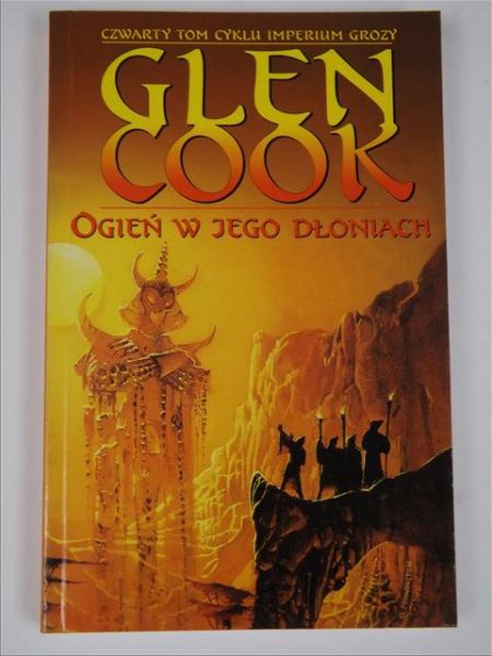 Ogień w jego dłoniach