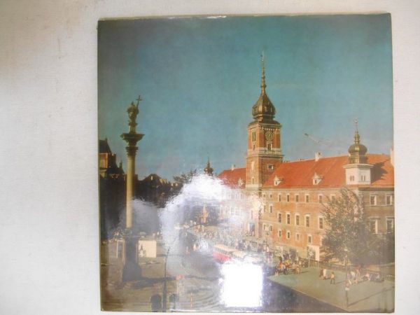 Dźwignięty z ruin Zamek Królewski w Warszawie
