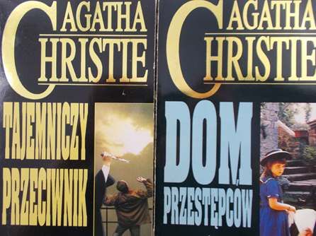 Christie Agata - Tajemniczy przeciwnik/Dom przestępców