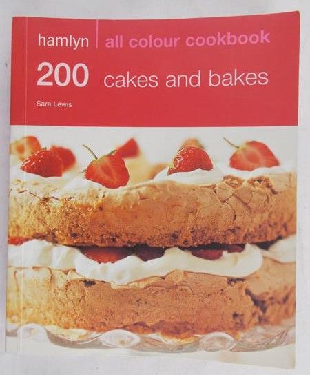 Lewis Sara - All colour cookbook. 200 cakes and bakes