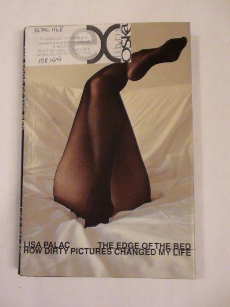 Palac Lisa - The edge of the bed