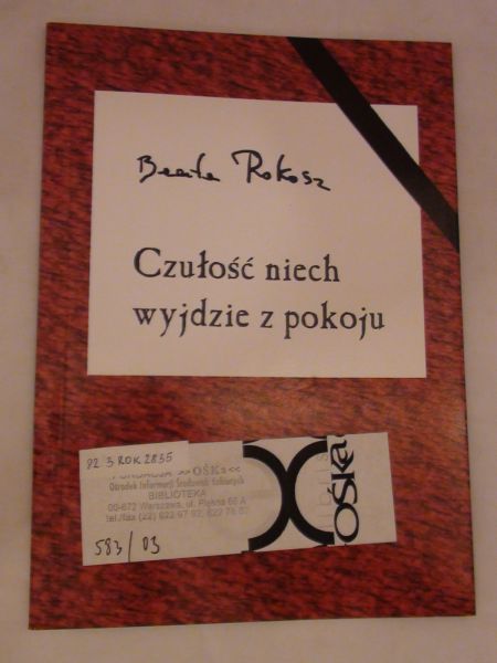 Czułość niech wyjdzie z pokoju