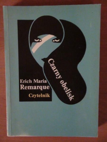 Czarny obelisk