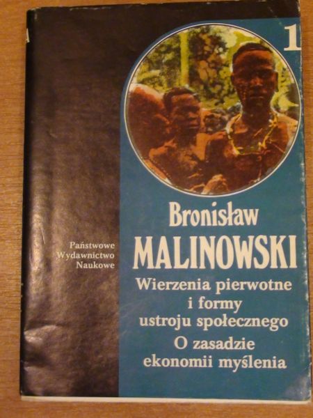 Wierzenia pierwotne i formy ustroju społecznego