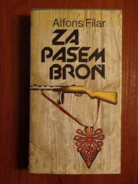 Filar Alfons - Za pasem broń