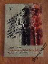 Miedzy Pałacem Rad i Pałacem Kultury. Studium kultury totalitarnej