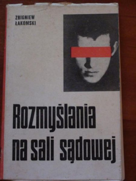 Rozmyślania na sali sądowej