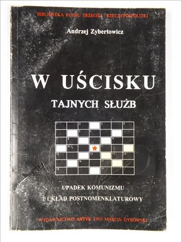 W uścisku tajnych służb