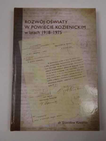 Rozwój oświaty w powiecie kozienickim w latach 1918-1975