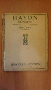 – Sonatas piano solo (nuty)