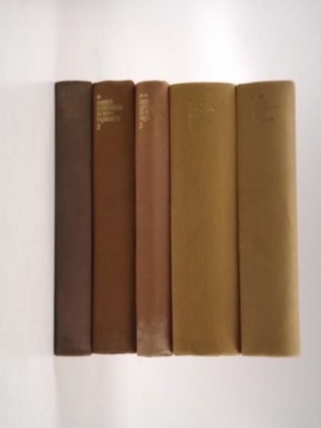 Dzieje literatur europejskich, 5 części