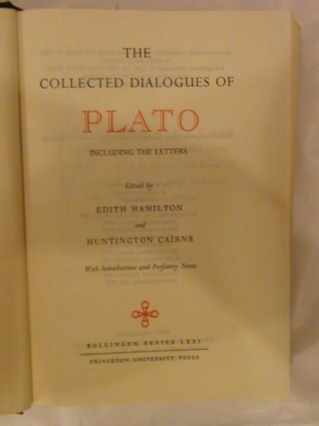 Hamilton Edith, Cairns Huntington (red.) - The collected dialogues of Plato