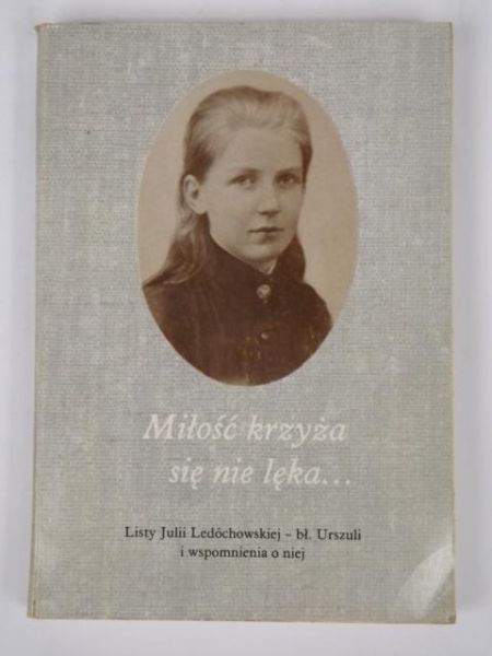 Młość krzyża sę ne lęka...