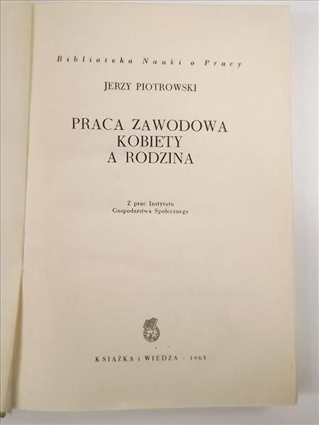 Praca zawodowa kobiety a rodzina