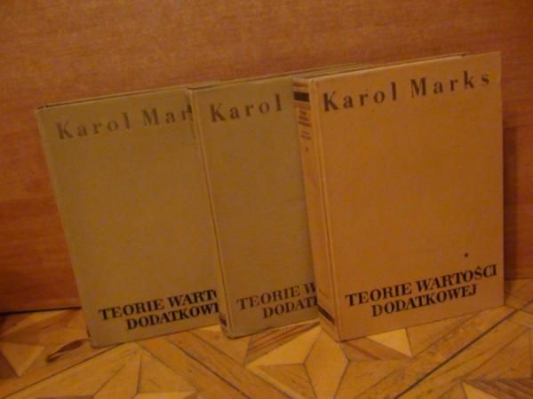 Teorie wartości dodatkowej tom I - III