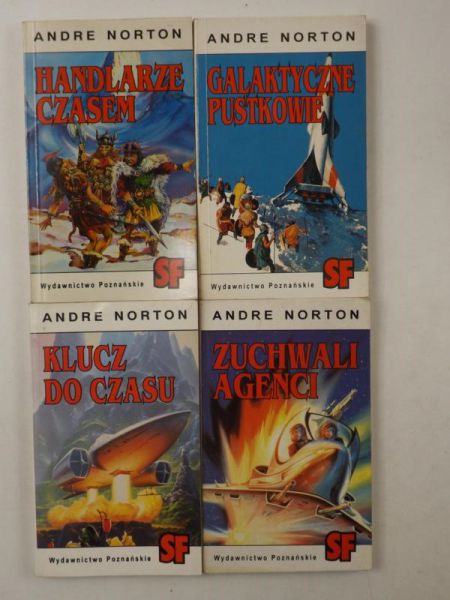 Zuchwali agenci / Klucz do czasu / Handlarze czasem / Galaktyczne pustkowie