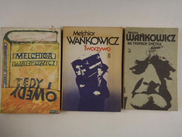Tworzywo / Tędy i owędy / Na tropach Smętka