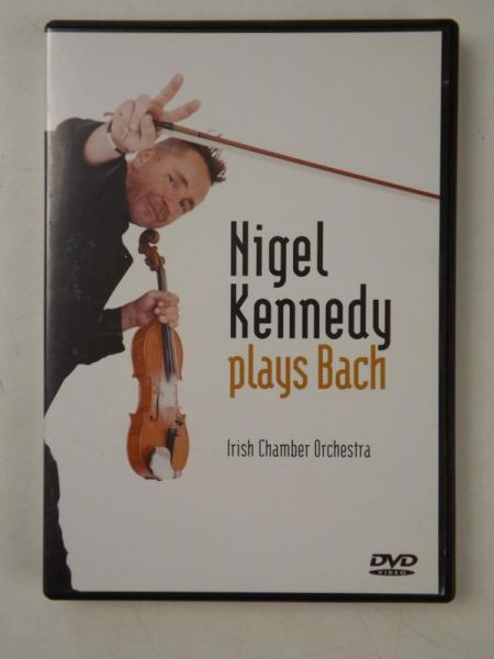 plays Bach, DVD