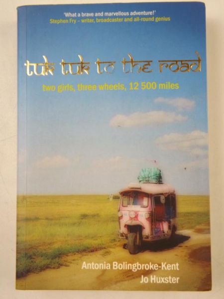 Tuk tuk to the road