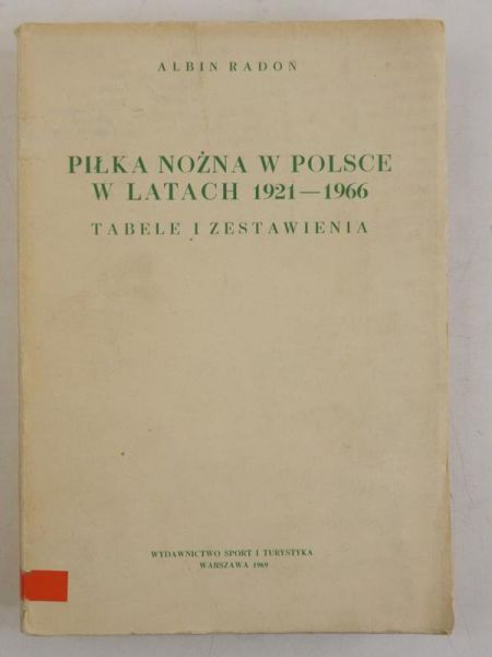 Piłka nożna w Polsce w latach 1921-1966
