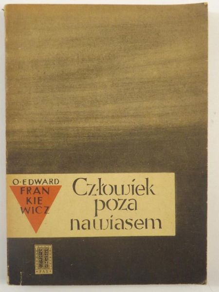 Człowiek poza nawiasem