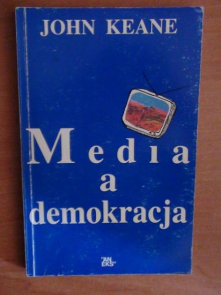 Media a demokracja