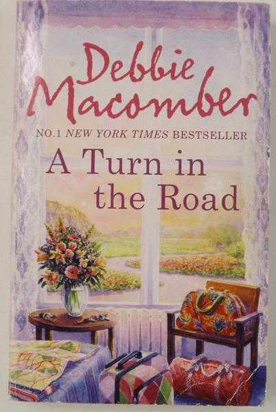 Macomber Debbie - A Turn in the Road