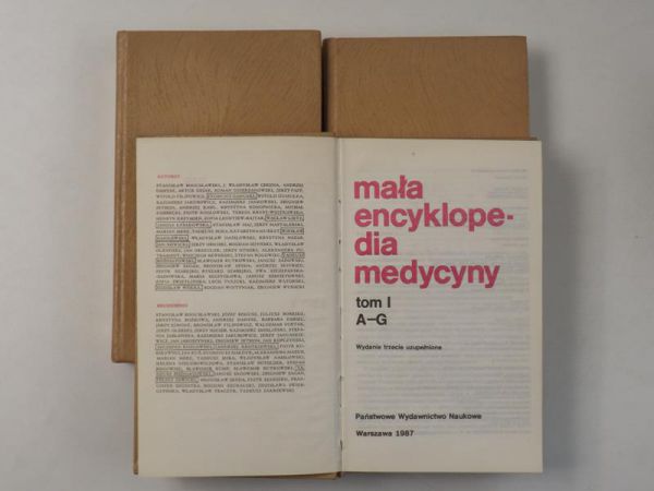 Rożniatowski Tadeusz (red.) - Mała encyklopedia medycyny, Tom I-III
