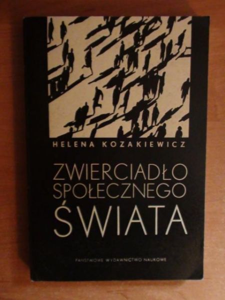 Zwierciadło społecznego świata