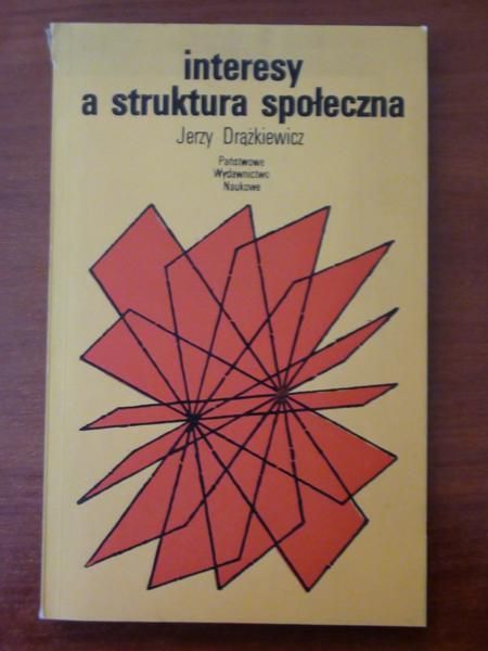 Interesy a struktura społeczna