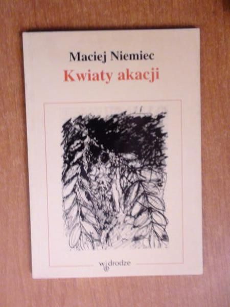 Kwiaty akacji
