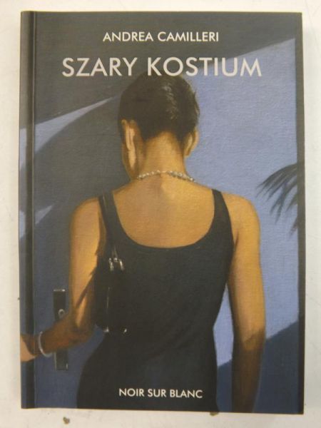 Camilleri Andrea - Szary kostium
