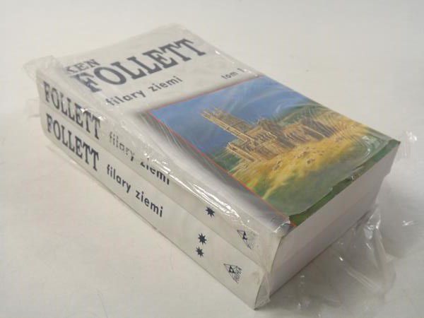 Filary ziemi, tom 1 i 2