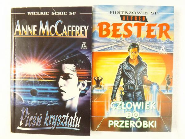McCaffrey Anne - Człowiek do przeróbki / Pieśń kryształu