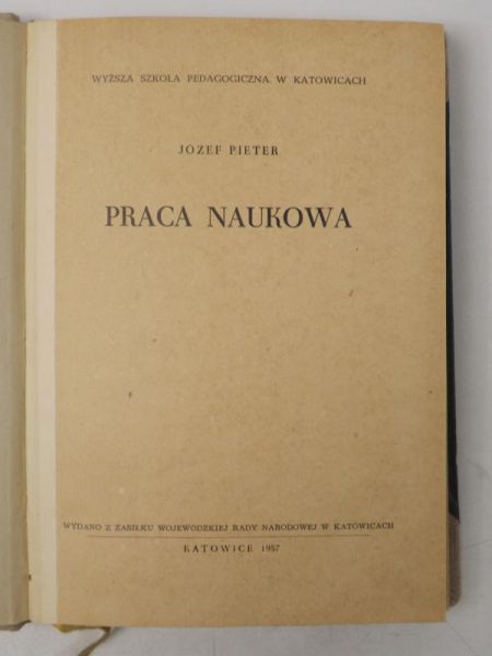 Praca naukowa
