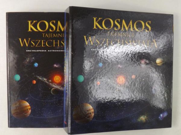 KOSMOS Tajemnice Wszechświata Encyklopedia Astronomii i Astronautyki, 2 segragatory, nr 1-48