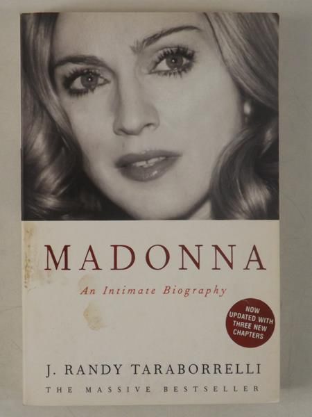 Madonna. An Intimate Biography