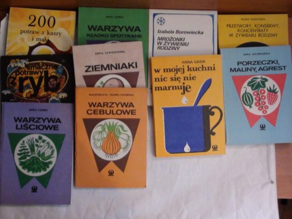 Książki kucharskie, 12 części