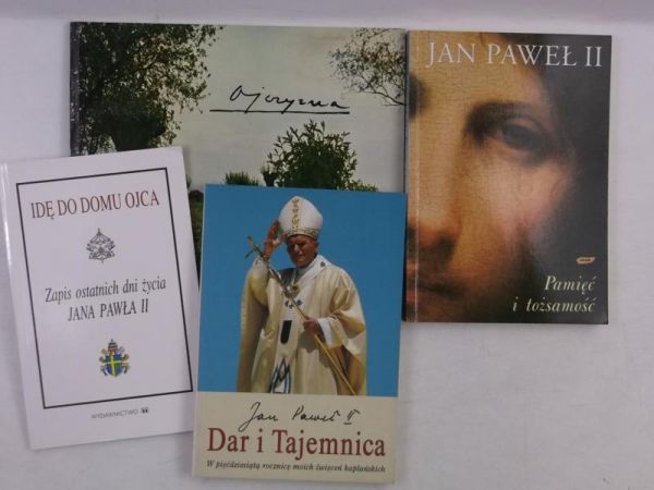 Jan Paweł II - Idę do domu Ojca  / Dar i tajemnica / Pamięć i tożsamość / Ojczyzna