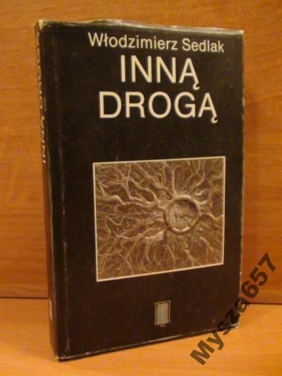 INNĄ DROGĄ Zbiór rozpraw