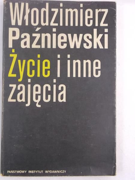 Życie i inne zajęcia, Autograf