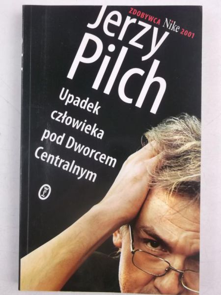 Upadek człowieka pod Dworcem Centralnym