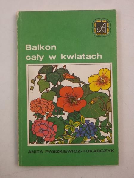 Balkon cały w kwiatach