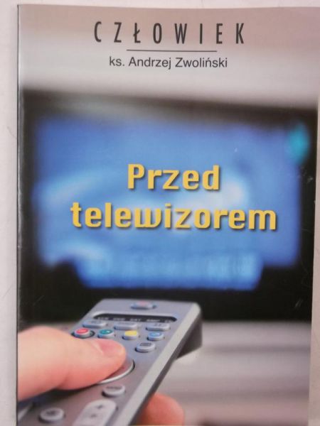 Przed telewizorem
