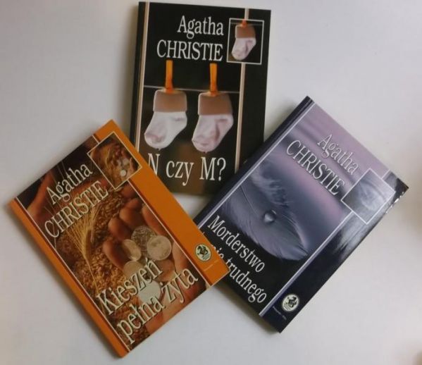 Christie Agatha - N czy M?/Morderstwo to nic trudnego/Kieszeń pełna żyta