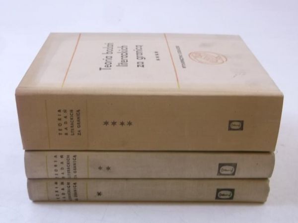 Teoria badań literackich za granicą, Tom I-III