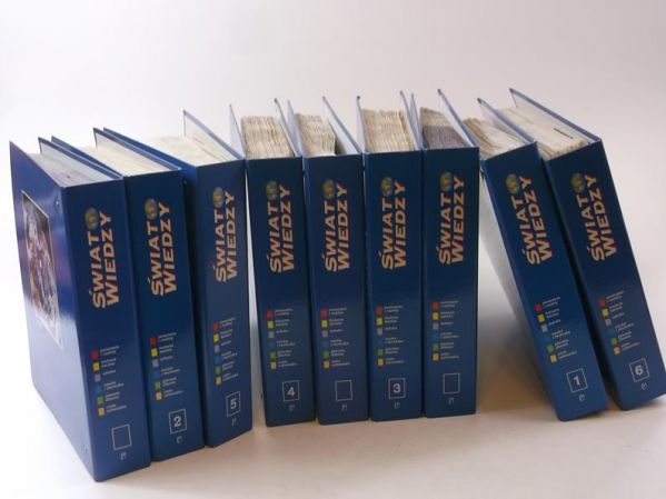 Świat Wiedzy, 9 segregatorów