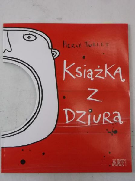 Książka z dziurą, Nowa